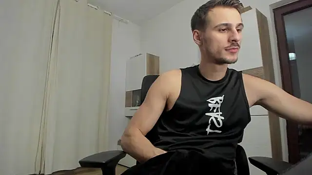 Snapshot of Jimmymorello chatting on October 6, 2025, 6:41 pm Jimmymorello online show from October 6, 2025, 6:41 pm