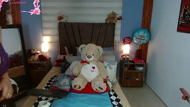Nadia 84 online show from June 1, 2026, 12:27 pm