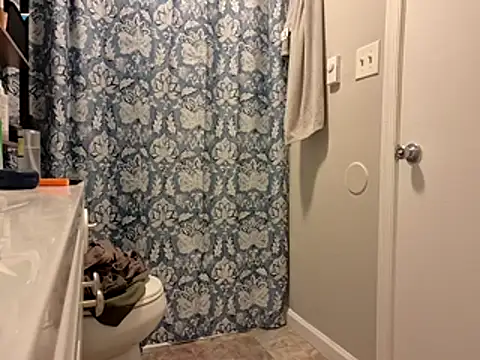 Trashywhitebro online show from May 3, 2026, 7:24 am