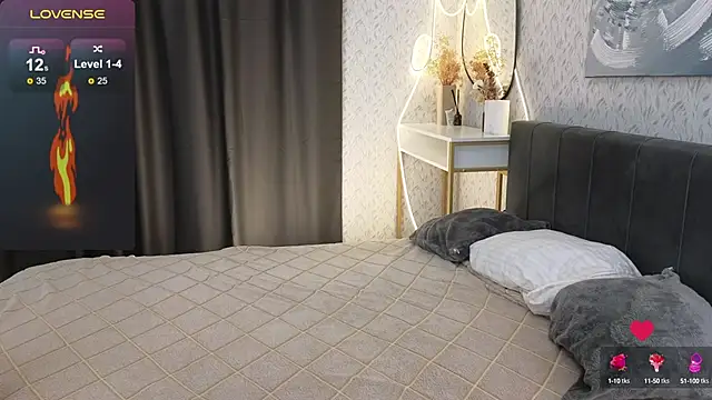 YourSweetDream  online show from October 5, 2025, 8:27 am