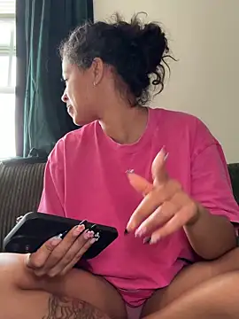 VanessaBling online show from April 4, 2026, 3:18 pm