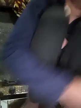 Snapshot of Burhade-- chatting on December 23, 2025, 12:22 am Burhade-- online show from December 23, 2025, 12:22 am