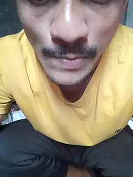 Snapshot of Burhade-- chatting on November 28, 2025, 10:10 pm Burhade-- online show from November 28, 2025, 10:10 pm