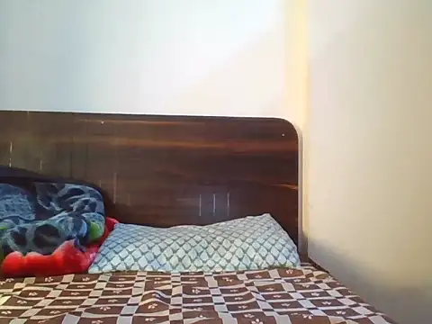 Dusky Aarav online show from October 14, 2025, 1:50 am