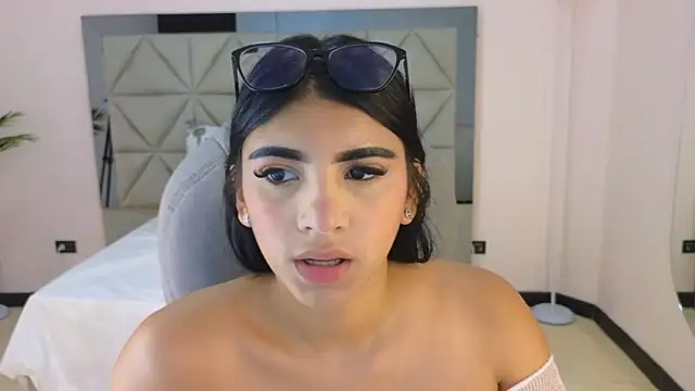 maiaa ruiz online show from February 12, 2026, 2:39 pm