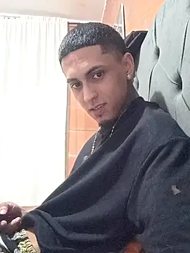 Liam lee online show from December 2, 2025, 3:41 am