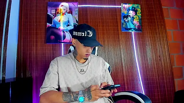 Snapshot of Liam_lee chatting on February 27, 2026, 12:11 am Liam lee online show from February 27, 2026, 12:11 am