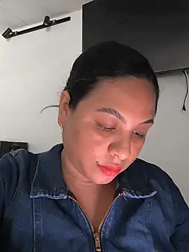 Francesca ferrari online show from July 10, 2026, 9:48 pm