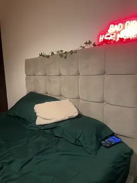 haileyhope  online show from March 30, 2026, 9:05 pm