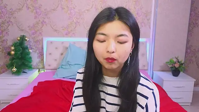 Shy Kira online show from January 10, 2025, 3:27 pm