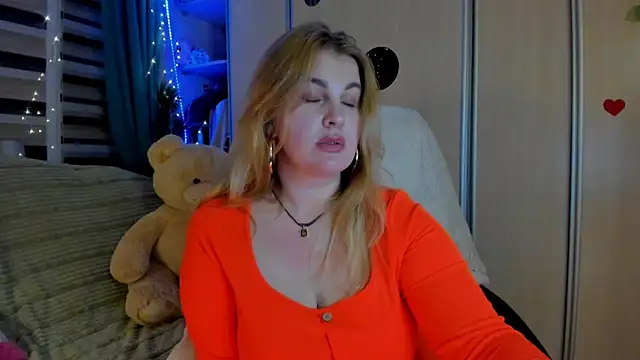 CoraSwon online show from March 24, 2026, 6:52 pm