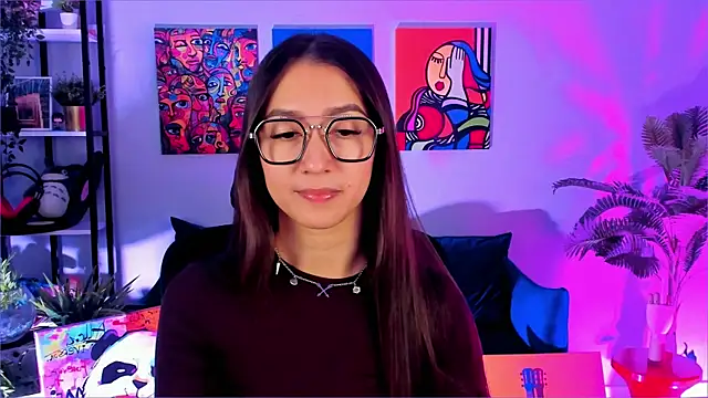 LanaBaker online show from December 5, 2025, 2:54 am