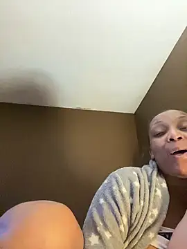 Snapshot of KLoveeee chatting on January 24, 2025, 5:31 am KLoveeee online show from January 24, 2025, 5:31 am