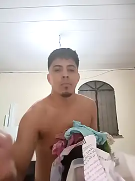 Snapshot of Fiel77 chatting on March 8, 2025, 11:28 pm Fiel77 online show from March 8, 2025, 11:28 pm