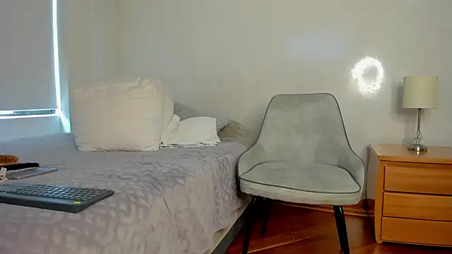 Snapshot of melisa_ferretti chatting on October 22, 2025, 6:07 pm melisa ferretti online show from October 22, 2025, 6:07 pm