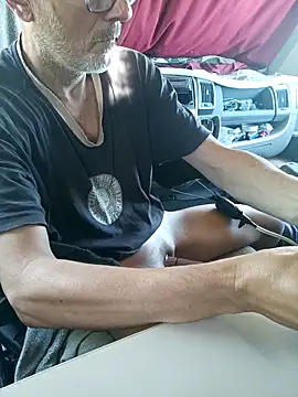 Snapshot of richa22cm chatting on September 30, 2025, 12:44 pm richa22cm online show from September 30, 2025, 12:44 pm