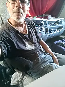 Snapshot of richa22cm chatting on October 4, 2025, 3:57 pm richa22cm online show from October 4, 2025, 3:57 pm