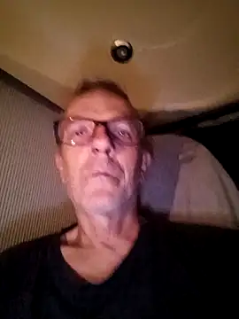 Snapshot of richa22cm chatting on October 11, 2025, 6:09 pm richa22cm online show from October 11, 2025, 6:09 pm