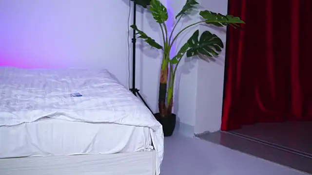 Snapshot of NatyDesiree chatting on September 20, 2025, 7:13 am NatyDesiree online show from September 20, 2025, 7:13 am