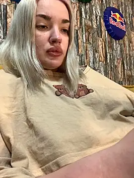 Snapshot of Sextazy chatting on November 20, 2025, 1:34 pm Sextazy online show from November 20, 2025, 1:34 pm