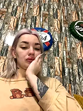 Snapshot of Sextazy chatting on November 22, 2025, 10:47 am Sextazy online show from November 22, 2025, 10:47 am