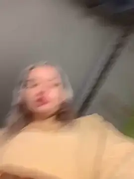 Snapshot of Sextazy chatting on October 29, 2025, 12:48 pm Sextazy online show from October 29, 2025, 12:48 pm