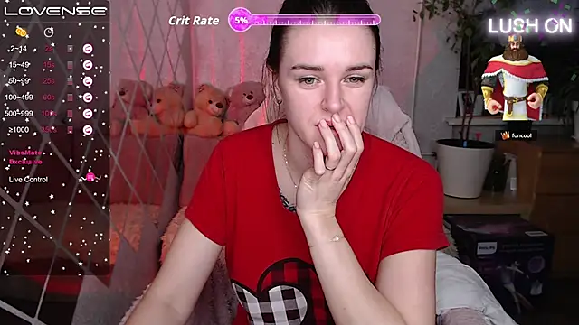 Snapshot of Bella__Swoon chatting on November 23, 2025, 2:10 am Bella Swoon online show from November 23, 2025, 2:10 am