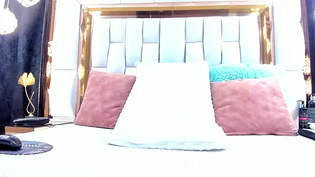 Snapshot of RileySweett chatting on September 29, 2025, 11:49 am RileySweett online show from September 29, 2025, 11:49 am