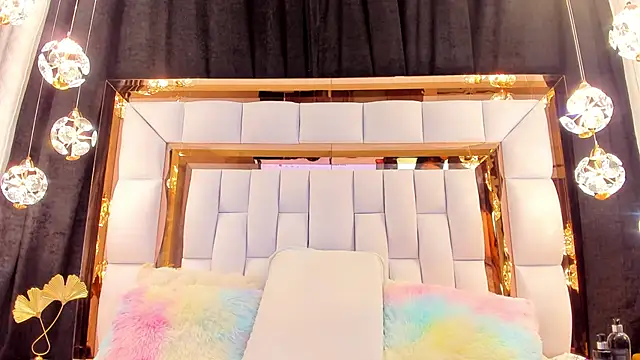 Snapshot of RileySweett chatting on March 14, 2025, 11:45 am RileySweett online show from March 14, 2025, 11:45 am