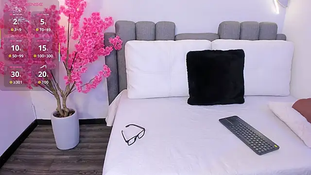 Snapshot of karol_rivera_ chatting on November 8, 2025, 11:08 pm karol rivera online show from November 8, 2025, 11:08 pm