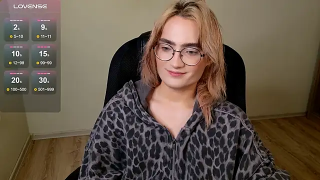 Snapshot of CuteYukiKun chatting on October 20, 2025, 3:08 am CuteYukiKun online show from October 20, 2025, 3:08 am