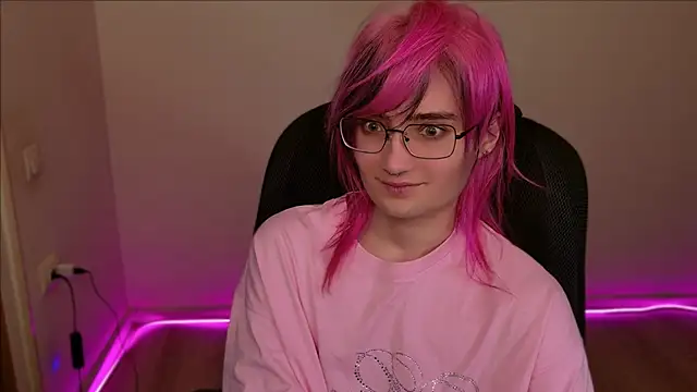 Snapshot of CuteYukiKun chatting on March 2, 2025, 12:09 am CuteYukiKun online show from March 2, 2025, 12:09 am