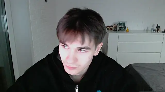 MarkusDean online show from November 9, 2025, 2:15 am