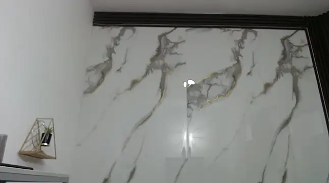 Lindsey8 online show from April 15, 2026, 1:26 pm