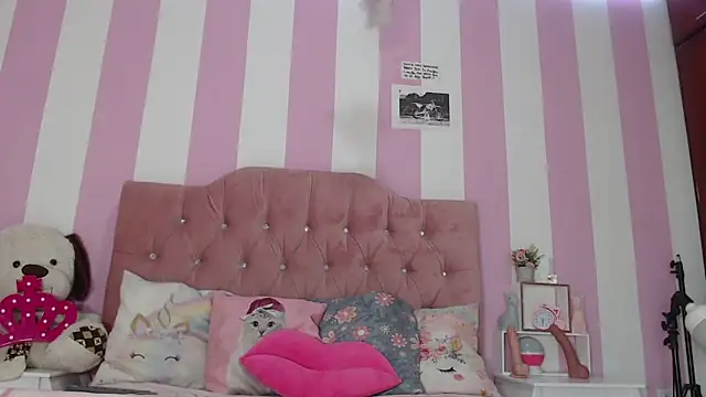 Snapshot of zaleya_mateus chatting on March 3, 2026, 11:06 am zaleya mateus online show from March 3, 2026, 11:06 am