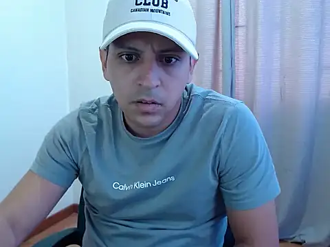 Snapshot of Bamban1419_ chatting on October 16, 2025, 5:10 pm Bamban1419  online show from October 16, 2025, 5:10 pm