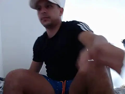 Snapshot of Bamban1419_ chatting on September 16, 2025, 2:40 pm Bamban1419  online show from September 16, 2025, 2:40 pm