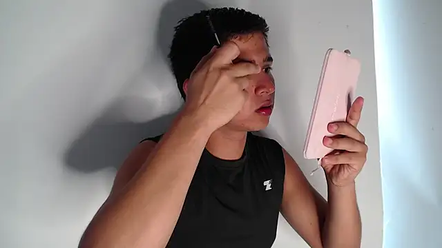 Snapshot of harold_18_ chatting on November 7, 2025, 6:34 pm harold 18 online show from November 7, 2025, 6:34 pm