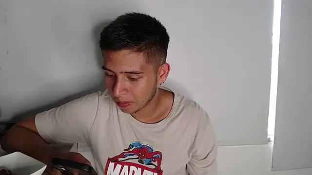 Snapshot of harold_18_ chatting on November 28, 2025, 6:41 pm harold 18 online show from November 28, 2025, 6:41 pm