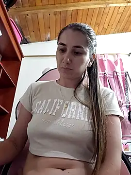 Iris love18 online show from June 27, 2026, 1:44 am