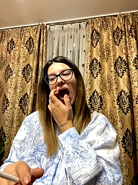 Snapshot of NadiraNoor chatting on October 31, 2025, 9:54 pm NadiraNoor online show from October 31, 2025, 9:54 pm