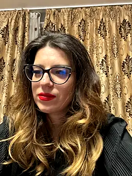 Snapshot of NadiraNoor chatting on November 9, 2025, 12:47 am NadiraNoor online show from November 9, 2025, 12:47 am