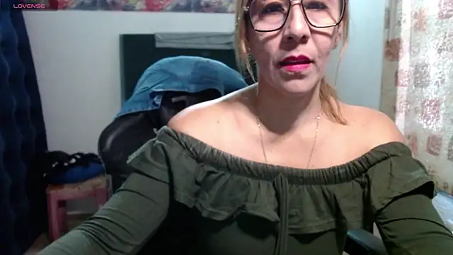 horny paty online show from February 10, 2026, 12:15 pm