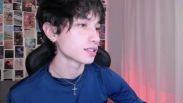 Snapshot of liamelf chatting on March 11, 2025, 4:19 am liamelf online show from March 11, 2025, 4:19 am