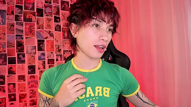 Snapshot of liamelf chatting on February 26, 2026, 6:35 am liamelf online show from February 26, 2026, 6:35 am