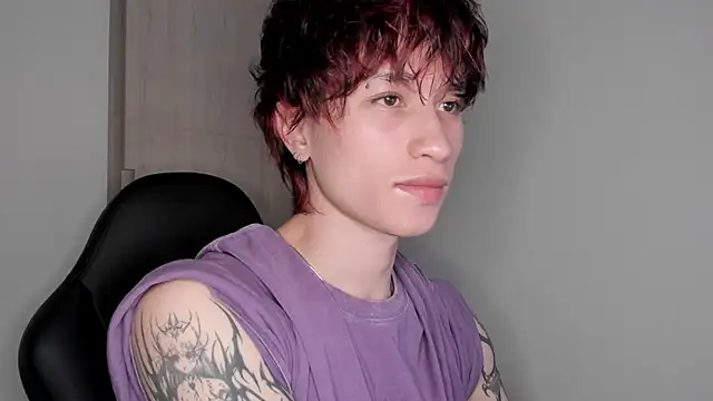 Snapshot of liamelf chatting on February 2, 2026, 5:50 am liamelf online show from February 2, 2026, 5:50 am