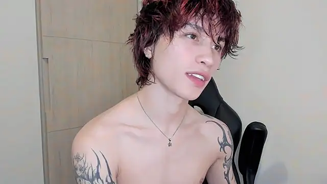 Snapshot of liamelf chatting on February 15, 2026, 1:50 am liamelf online show from February 15, 2026, 1:50 am