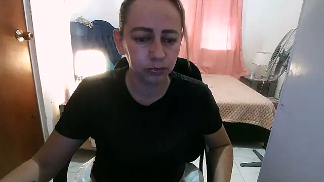 Chanel 87xxx online show from April 13, 2026, 10:14 pm