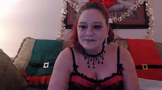 LexxiLeeds online show from December 16, 2024, 8:16 pm