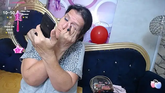 Snapshot of karito_mature17 chatting on November 22, 2025, 11:20 am karito mature17 online show from November 22, 2025, 11:20 am